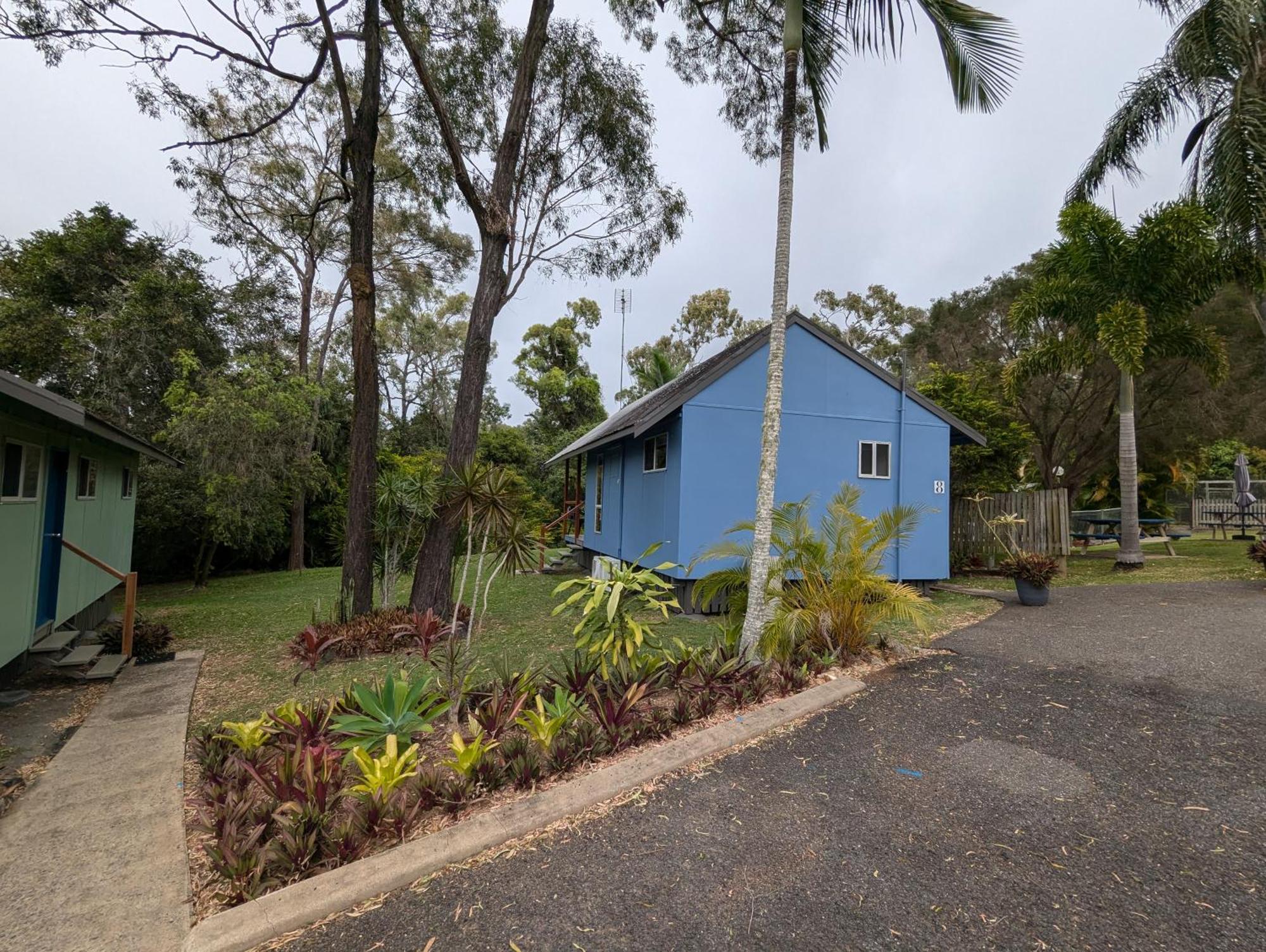 Gumnut Glen Cabins Yeppoon Exterior photo